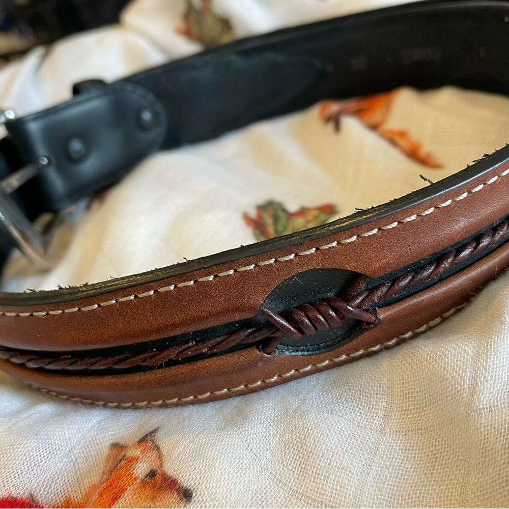 Justin Western Leather Belt with Silver Buckle Barb wire Detailing sz 32 - Picture 5 of 6